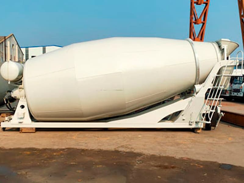 Промышленный миксер SHACMAN 8×4 для строительных работ.