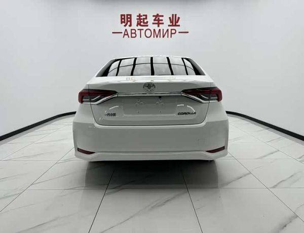 Toyota Corolla 2022 TNGA из Китая: 1.5L CVT, 18 000 км, белый, TSS 2.0, логистика и таможня под ключ с «ЛАЗУРИТ».